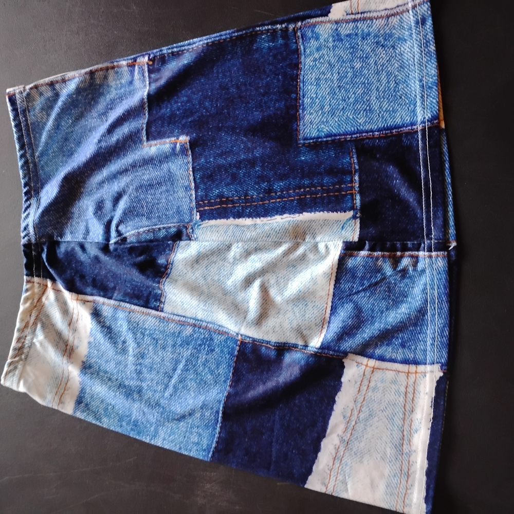 Salvage Multicolor Patterned Fabric - Picture 3 of 6